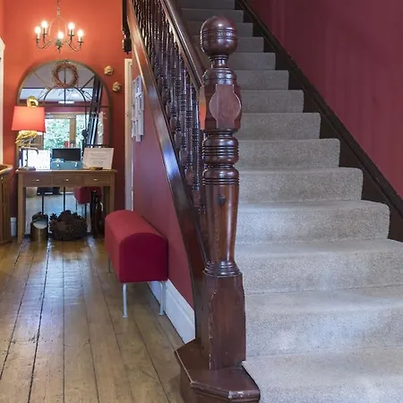 Guest house The Gables 4*